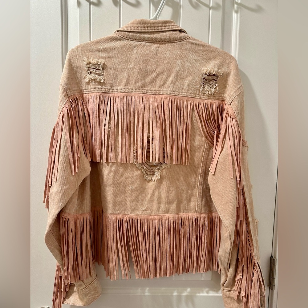 Fantastic Fawn Distressed Fringe Jean Jacket - Picture 4 of 5